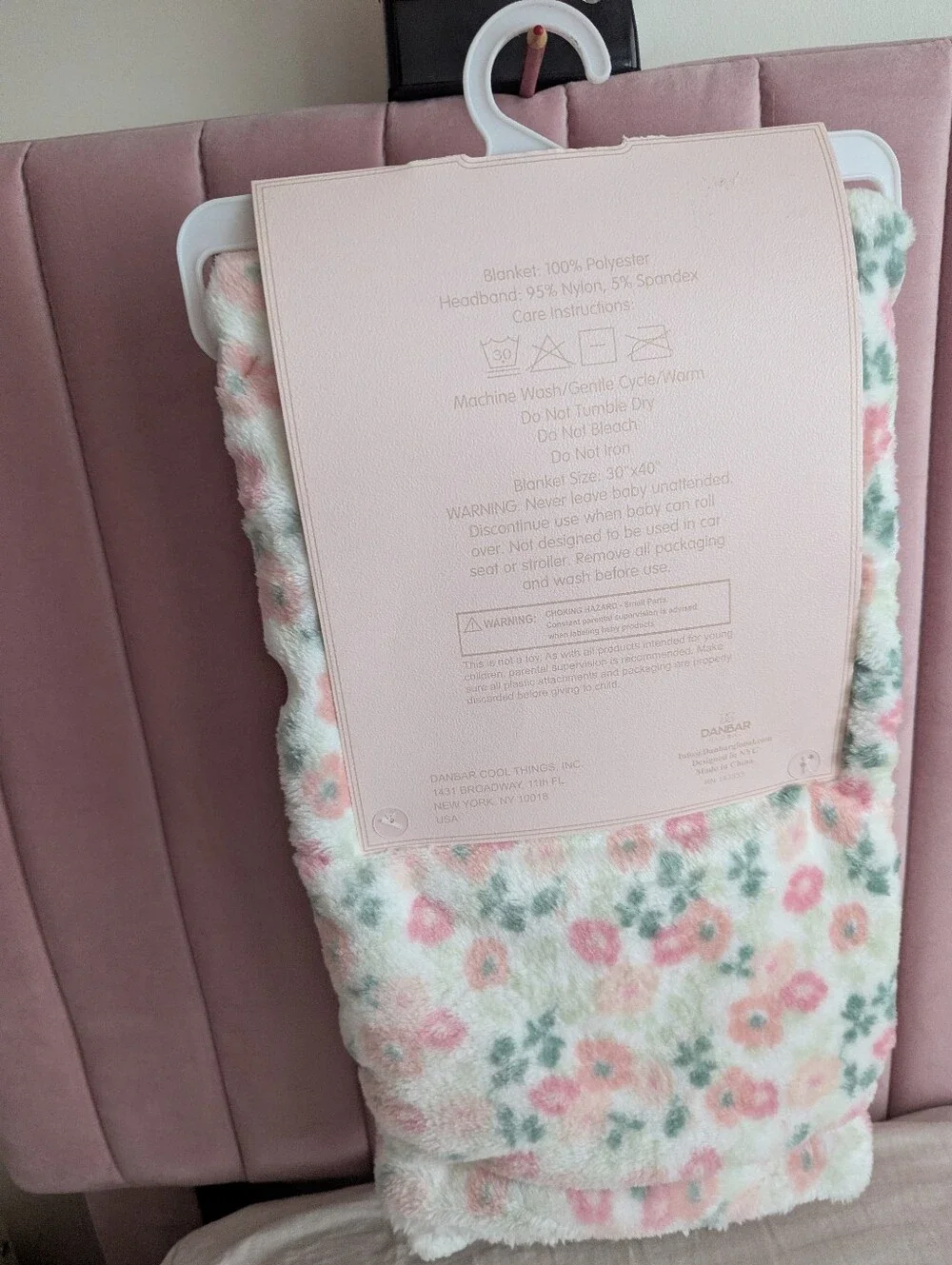 NWT NEW Ava Olivia baby blanket and headband baby gift set